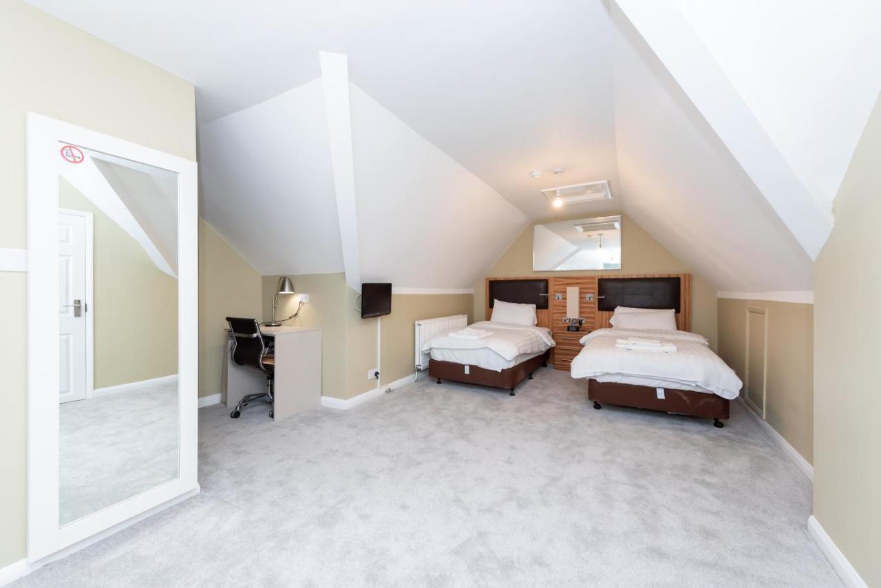 Uno Hotel Heathrow Windsor Slough Exteriör bild