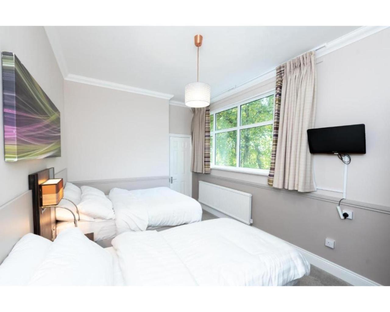 Uno Hotel Heathrow Windsor Slough Exteriör bild